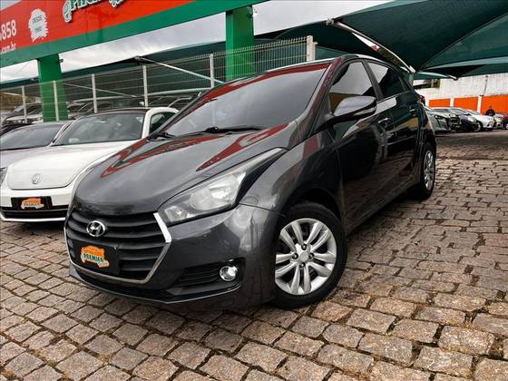 HYUNDAI HB20 1.6 COMFORT PLUS 16V FLEX 4P MANUAL HYUNDAI HB20 1.6 COMFORT PLUS 16V FLEX 4P MANUAL